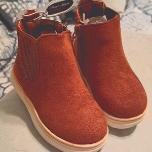 Toddler Brown Suede Moccasins  New Sizes 3,4,5,6